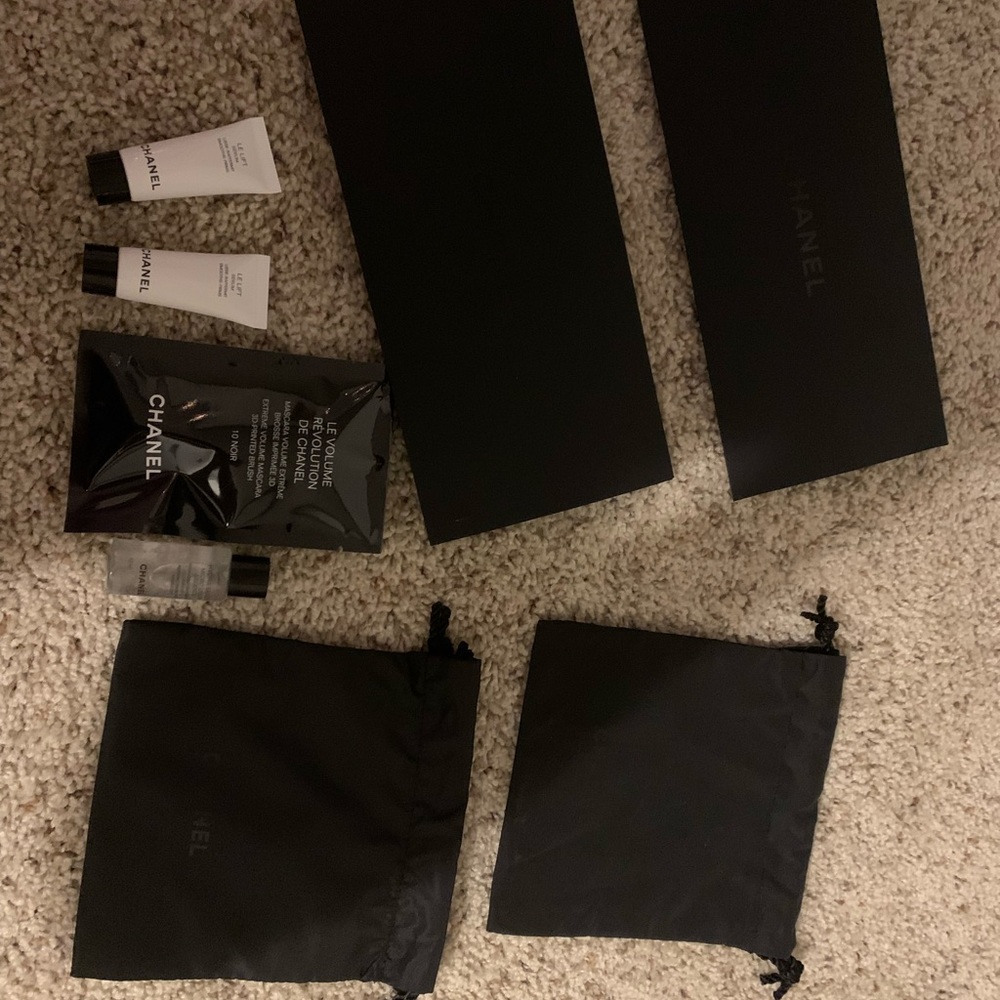 Chanel samples - Picture 2 of 4